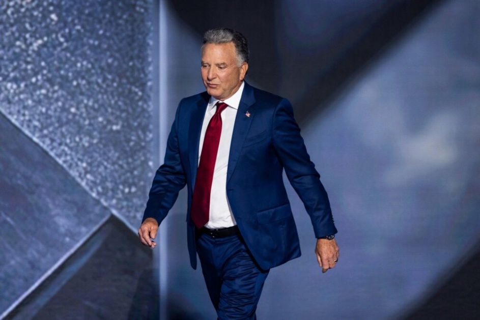 Vitkof sleteo u Moskvu, na aerodromu ga dočekao Dimitrijev