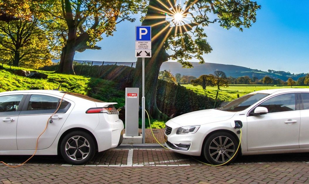 Vlada FBiH daje građanima po 10 hiljada KM za kupovinu električnih automobila