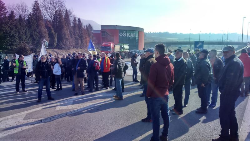 Vlada FBiH odobrila novac za socijalno zbrinjavanje radnika Željezare Zenica