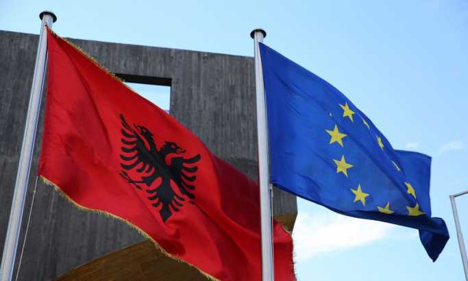Vlada Holandije: Uvođenje viza Albaniji neće podržati EU