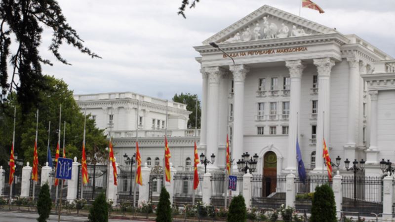 Vlada Makedonije usvojila predlog da albanski bude drugi zvanični jezik