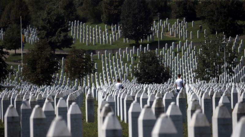 Vlada RS stavila van snage Izvještaj o Srebrenici