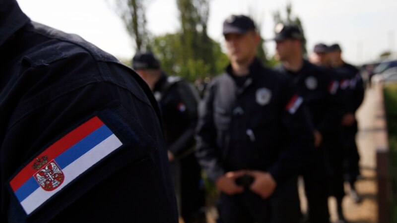 MUP Srbije identifikovao nekoliko osoba koje šalju dojave o bombama u školama