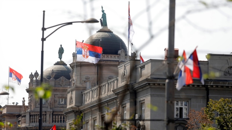 Vlada Srbije ograničila uredbom cenu goriva