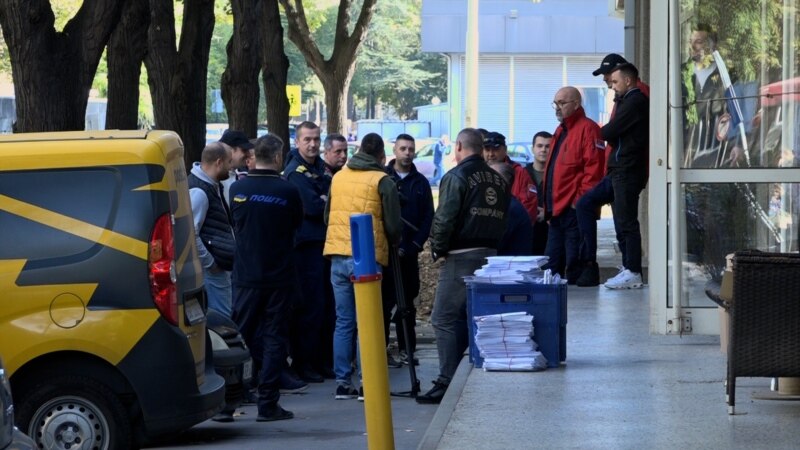 Vlada Srbije tvrdi da je postignut dogovor sa poštarima, pojedini radnici negiraju