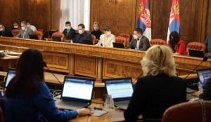 Vlada Srbije usvojila prelog budžeta za 2022. godinu, deficit tri odsto BDP-a, veće plate i penzije