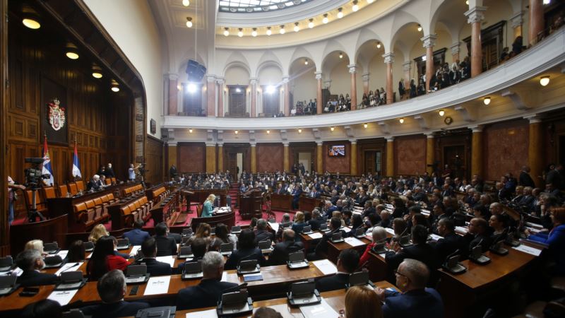 Vlast i opozicija u Srbiji različito vide probleme medija i izbornih uslova