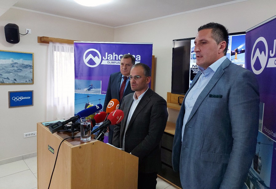 Vlast se pohvalila investicijama na Jahorini i prozvala Nešića za loš put
