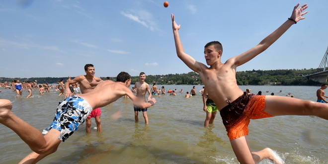 Voda u Dunavu ispravna za kupanje, tuširanje obavezno