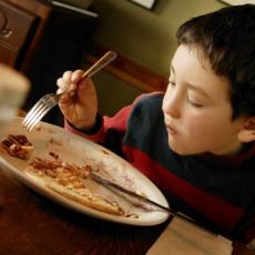 Vodite računa o ishrani: Zašto deca ne treba da jedu kobasice?