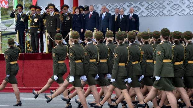 Vojna parada u Belorusiji, Lukašenko kaže da nije imao izbora