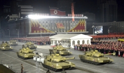 Vojna parada za kraj kongresa Radničke partije Severne Koreje