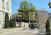 Vojska DEZINFIKUJE ulice u Vranju