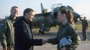 Vojska Srbije dobila prvu ženu pilota jurišnog borbenog aviona „Orao“