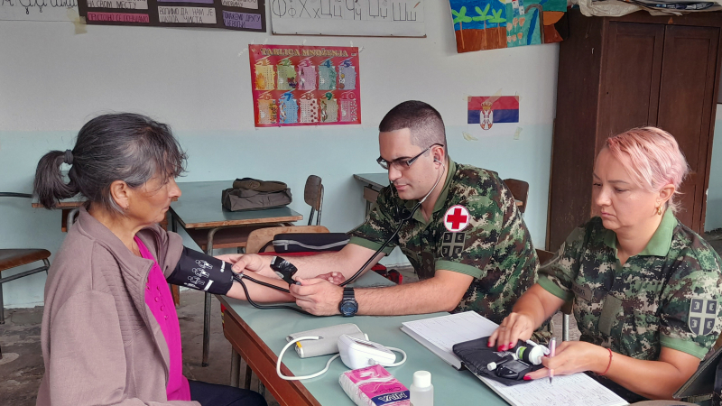 Vojska Srbije pomaže građanima Trgovišta i Prokuplja