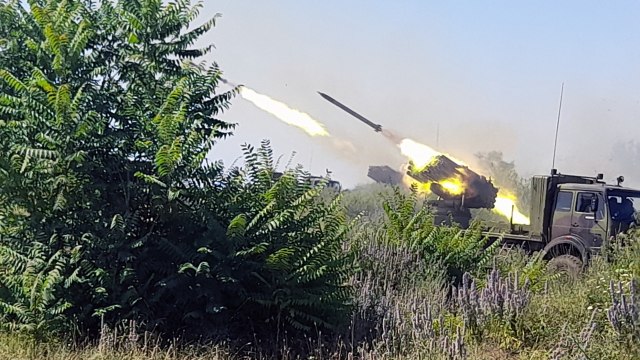 Vojska Srbije spremna: Gađaju iz modernih artiljerijskih sistema
