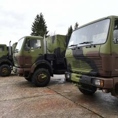 Vojska Srbije spremna na sve vremenske uslove: Stiglo DESET novih FAP kamiona (FOTO)
