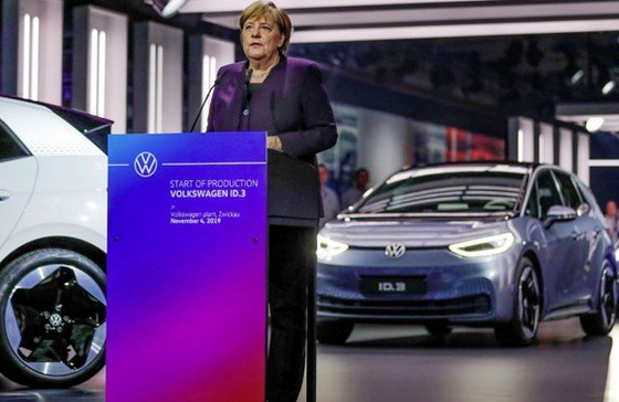 Volkswagen i dalje planira da u avgustu krene sa isporukom električnog modela ID.3