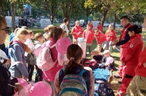 Volonteri Crvenog krsta Kovin na Sajmu sporta u Beogradu