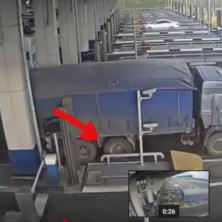 Vozač kamiona je uspeo da IZBEGNE plaćanje putarine - sekundu kasnije, stigla ga je KAZNA! (VIDEO)