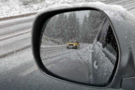Vozači oprez: Sneg na Han Pogledu, preko Rogoja i Romanije