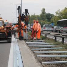 Vozači oprezno: Pored mokrih kolovoza na više lokacija očekuju vas radovi na putu - evo i gde