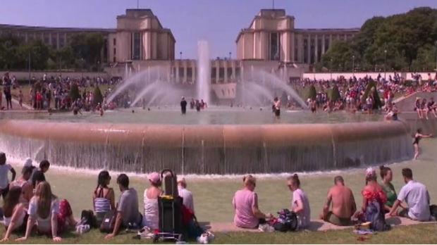 Vreli dani u Parizu, najtoplije u poslednjih sedam decenija