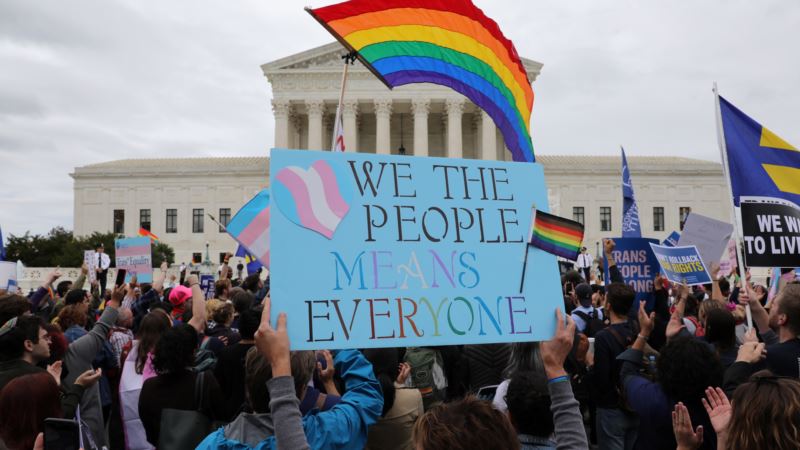 Vrhovni sud: Poslodavci ne smeju da diskriminišu LGBT radnike 
