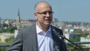 Vučević: Država i kompanije otvoriće rafove za srpske proizvode sa Kosova
