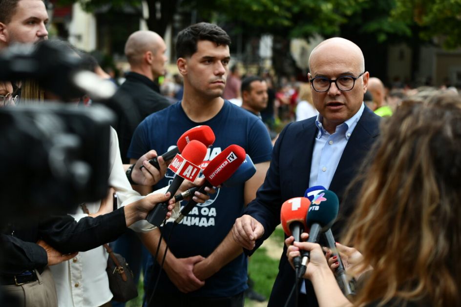 Vučević:Ne možemo ostati nemi na bol srpskog naroda i da ne vidimo da to neko slavi