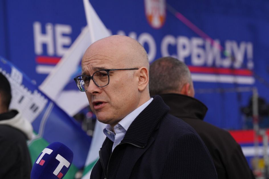 Vučević: Oni koji su napali policiju u Novom Pazaru moraju da odgovaraju