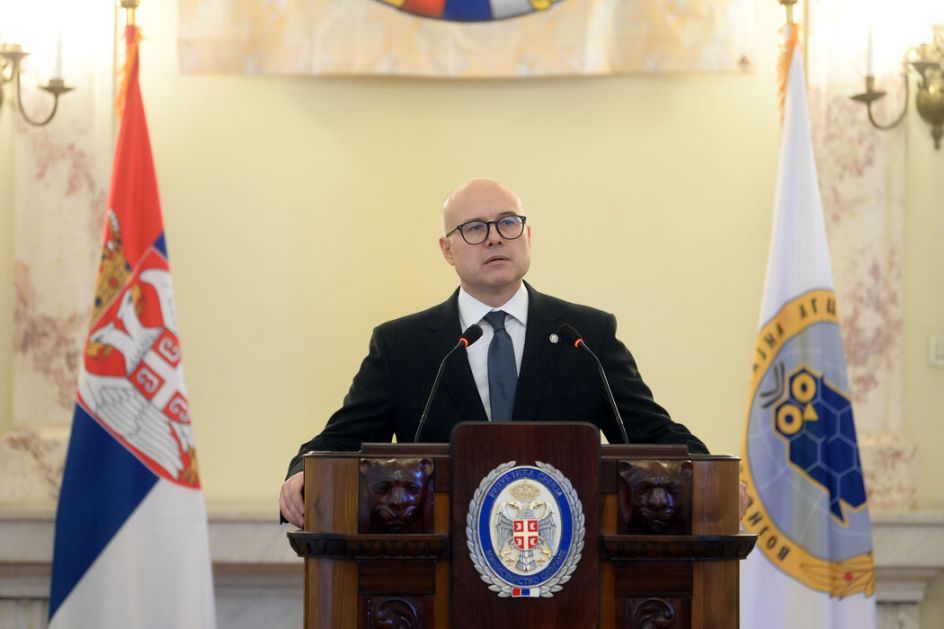 Vučević: Srbija bi trebalo da ostane za pregovaračkim stolom; Nismo prodavali oružje zaraćenim stranama