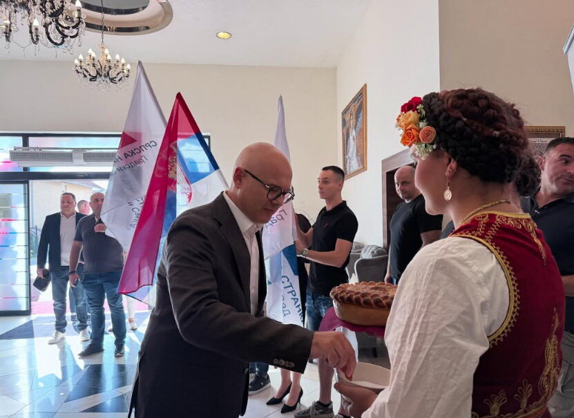 Vučević posetio Veternik i poručio građanima da budu jedinstveni