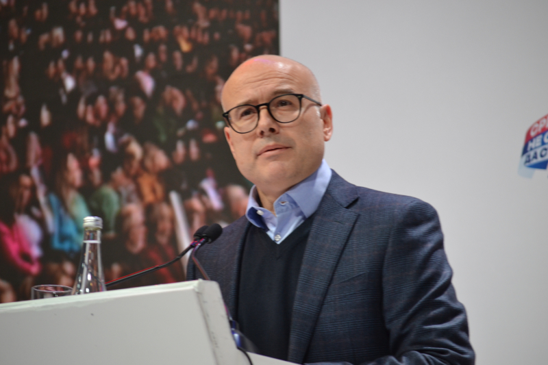 Vučević pozvao građane na okupljanje širom Srbije: Ne želimo sukobe već da vratimo otete institucije