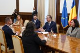 Vučić sa Simonisom: Cenimo što Rumunija ostaje pri stavu da ne prizna tzv. Kosovo FOTO