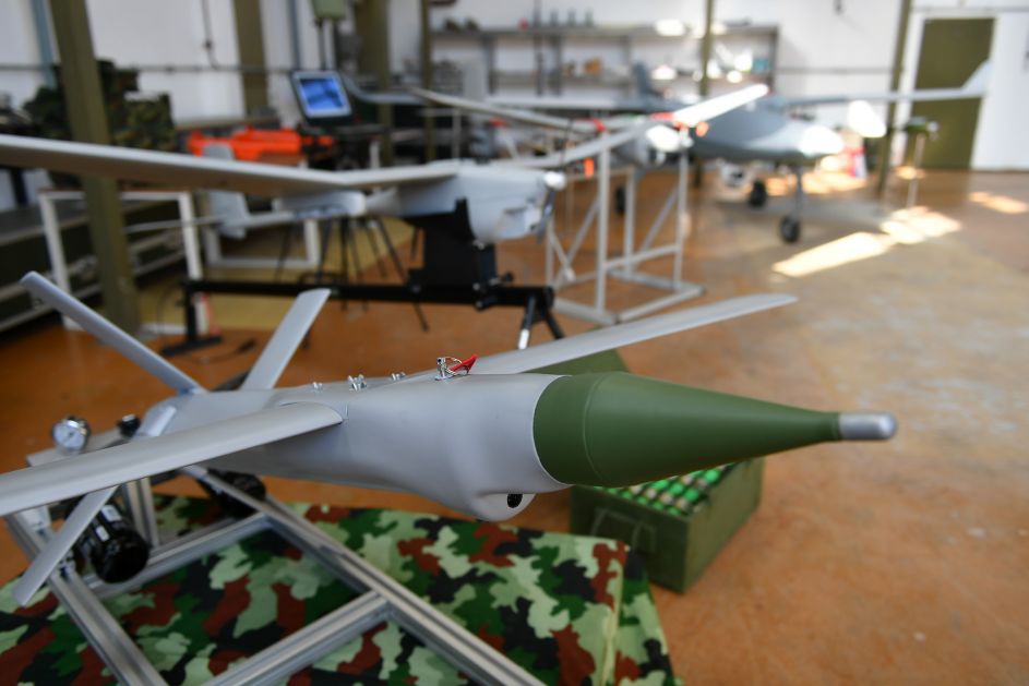 Vučić: Cilj da do kraja godine imamo 5.000 dronova-kamikaza Komarac, ispitivanje planirajućih avio-bombi za Orao i MiG-29 ako treba u Egiptu