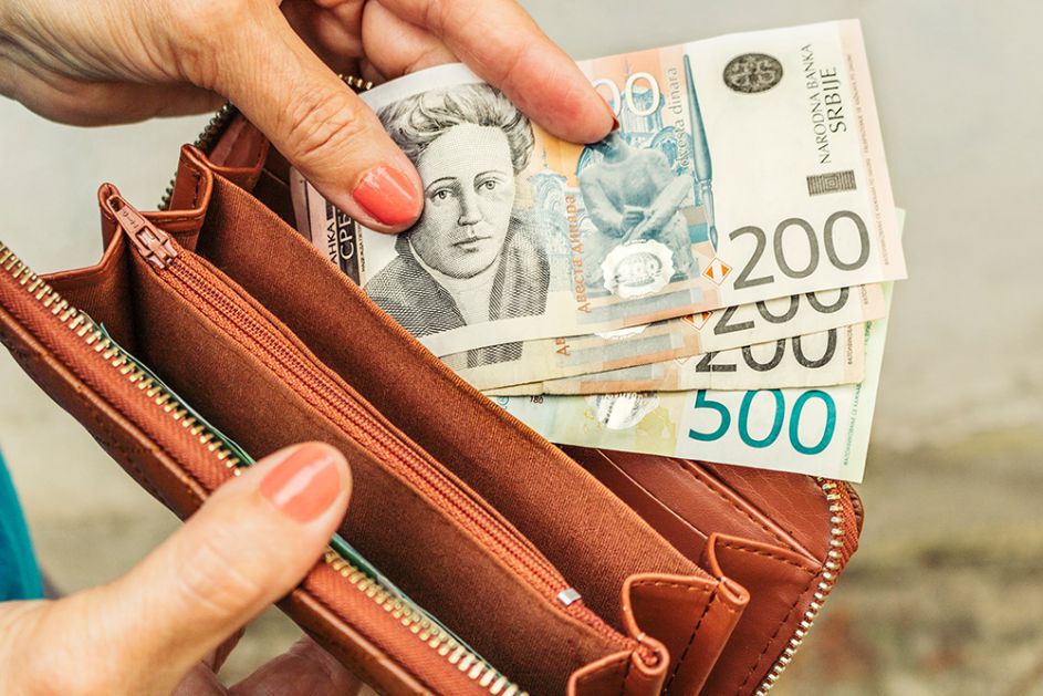 Vučić: Do kraja godine penzionerima pomoć od 3.000 dinara