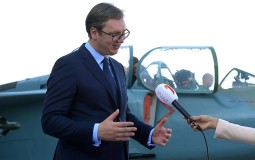
					Vučić: Dobar sam sa Nikolićem, pitajte njega zašto nije došao na proslavu stranke 
					
									