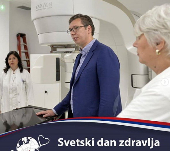 Vučić: Lekari su heroji našeg doba