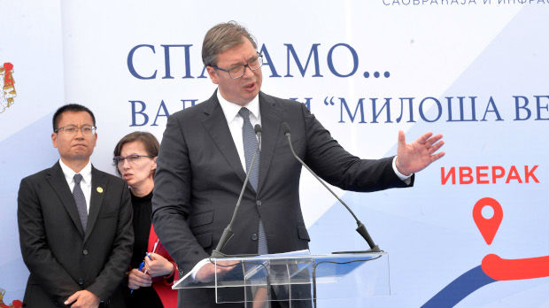 Vučić: Mala je Srbija da bi mogla da zapoveda Beloj kući