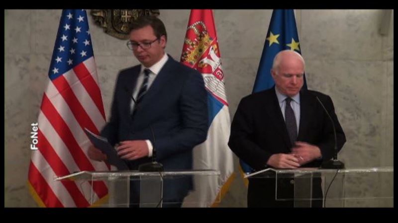 Vučić Mekejnu: Dobri odnosi i sa NATO i sa Rusijom