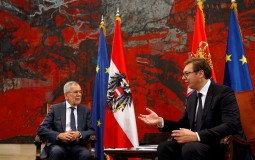 
					Vučić: Molio sam predsednika Austrije da budu uzdržani po pitanju Kosova 
					
									