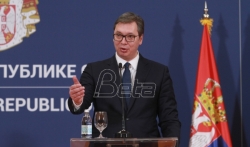 Vučić: Simbol moje politike budućnost Srbije, a opozicije vešala