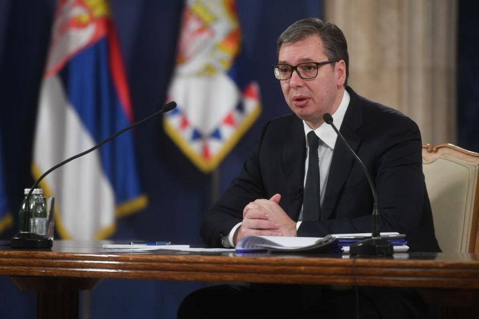 Vučić: Plate preko 1000, penzije 500 evra u sledećem mandatu vlade