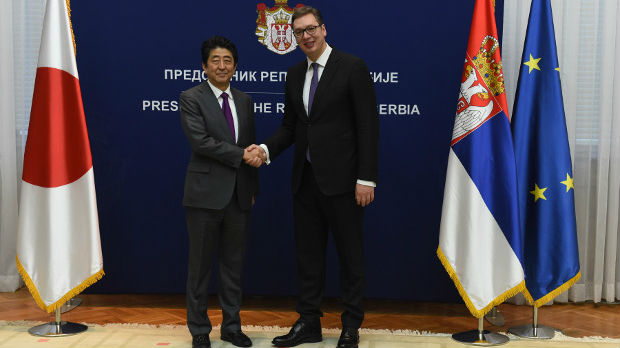 Vučić: Poseta Abea novi vetar u leđa odnosima Srbije i Japana