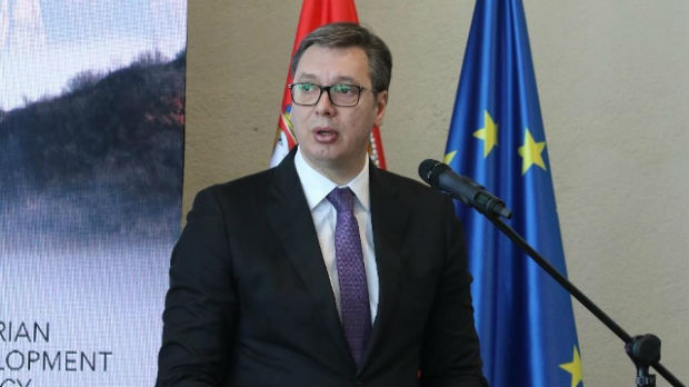 Vučić: Potrebno malo sivog, a ne samo crno-belog u medijima