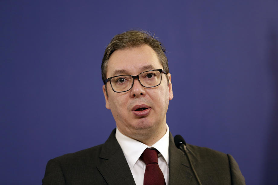 Vučić: Sastanak s timom za integracije pred put u Brisel