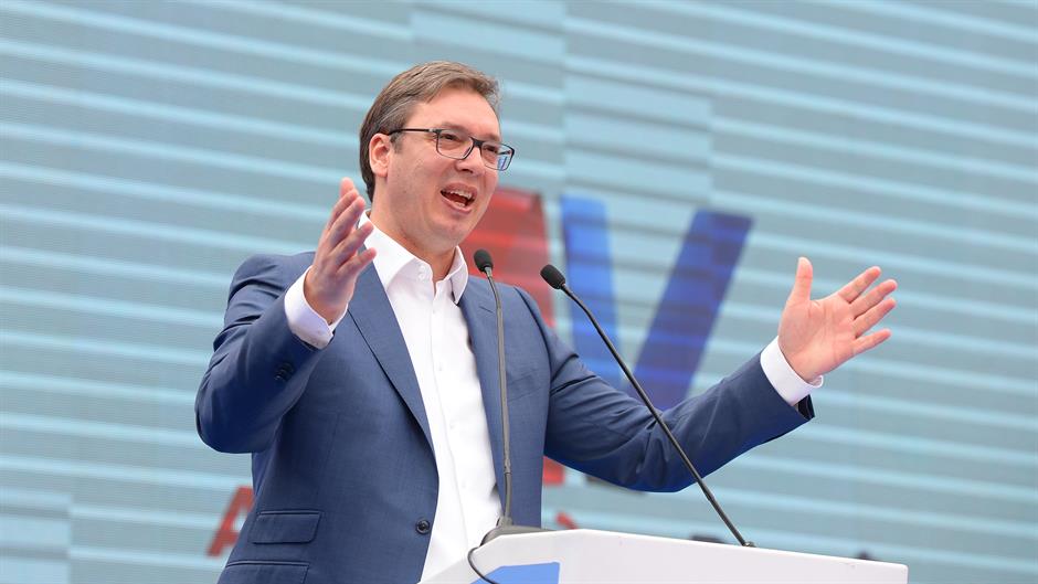 Vučić: Srbija je važnija od svačije fotelje