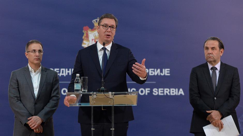 Vučić: Nećemo uzvraćati, pozivam Prištinu da povuče odluku