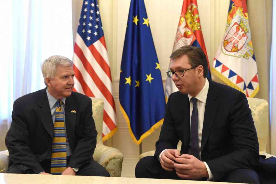 Vucic & US envoy for reducing tensions